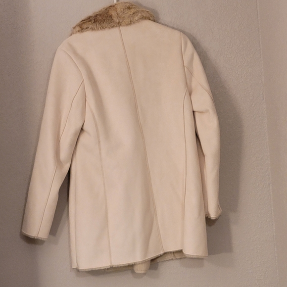 Winter Coat - Picture 2 of 4